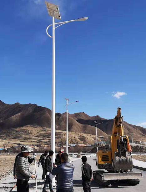 甘南碌曲10米陇南太阳能路灯项目